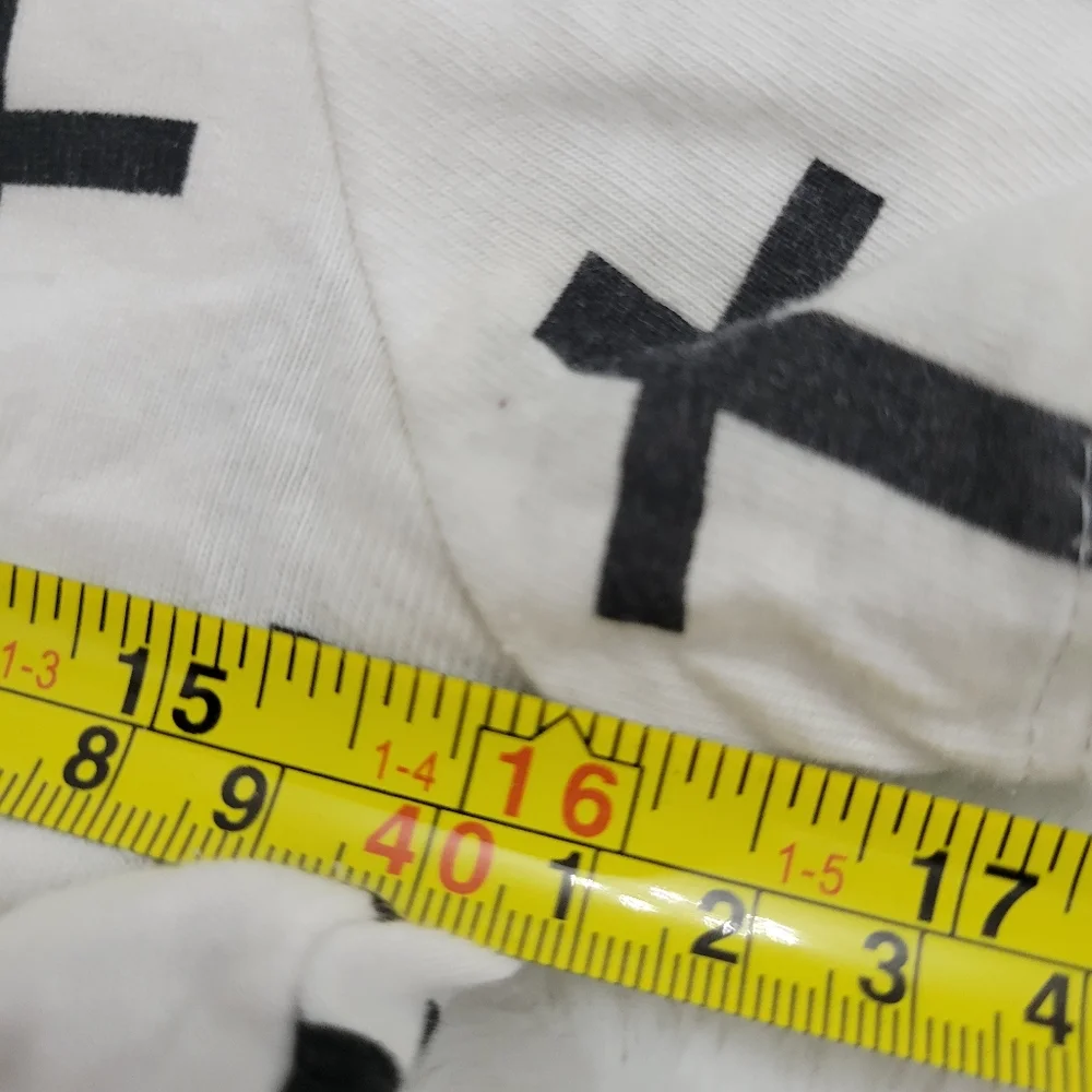 Forever 21 Monochrome Patterned Top - Picture 5 of 5